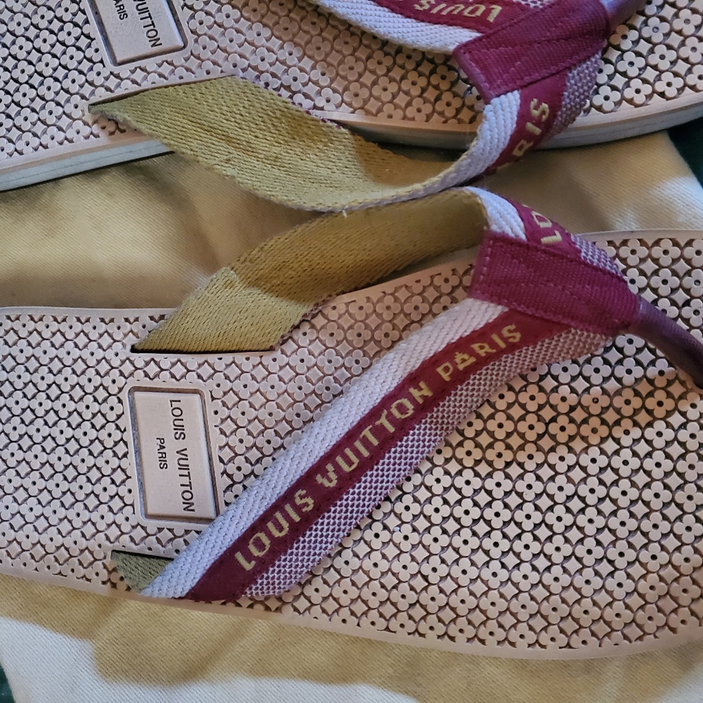 Louis Vuitton Bahia flip flops - Picture 2 of 3